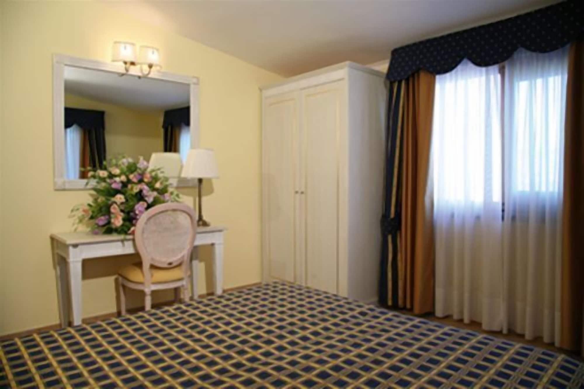 Hotel La Vue D'Or ซอร์เรนโต ภายนอก รูปภาพ
