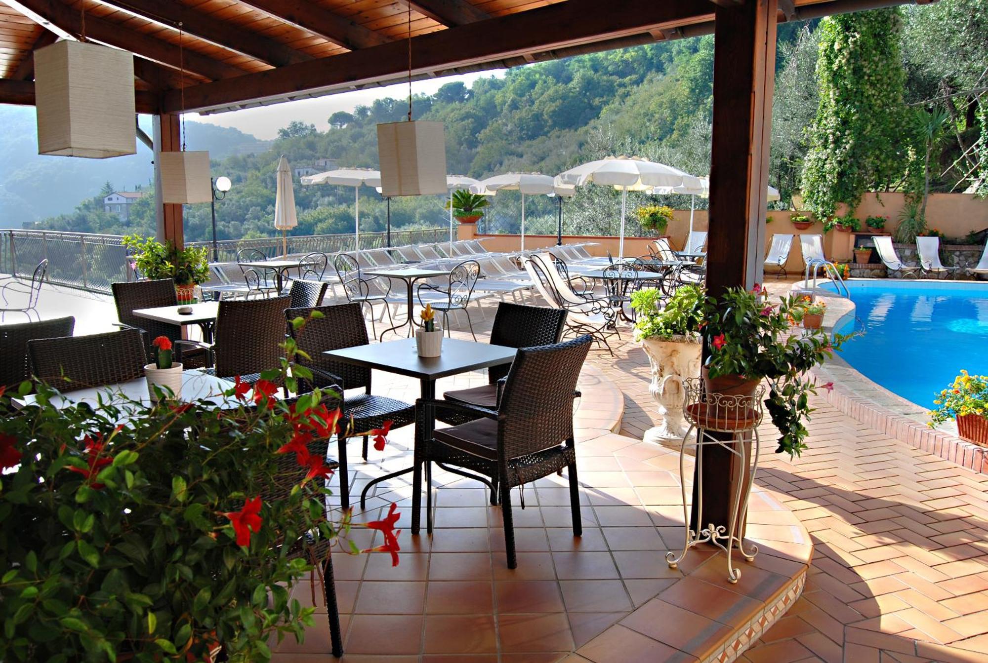 Hotel La Vue D'Or ซอร์เรนโต ภายนอก รูปภาพ