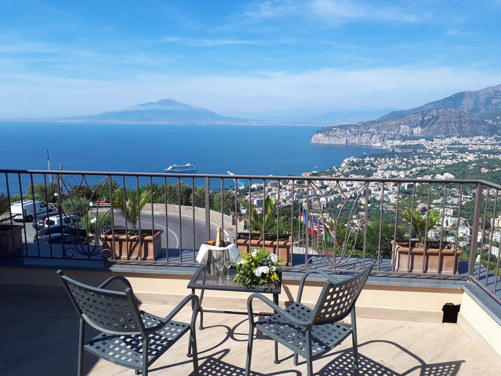 Hotel La Vue D'Or ซอร์เรนโต ภายนอก รูปภาพ