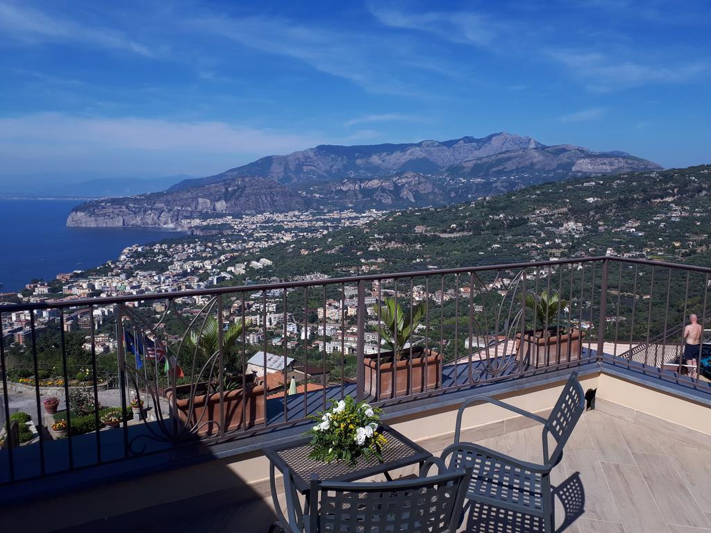 Hotel La Vue D'Or ซอร์เรนโต ภายนอก รูปภาพ