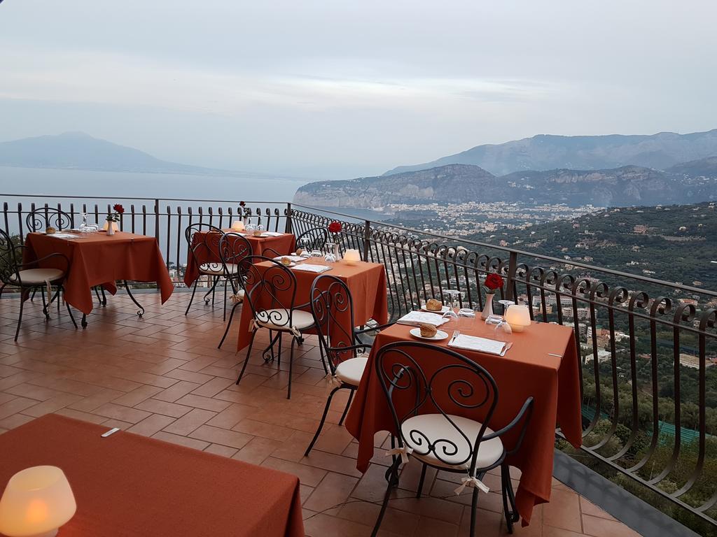 Hotel La Vue D'Or ซอร์เรนโต ภายนอก รูปภาพ